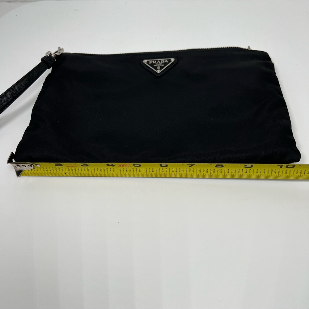 prada Re-Nylon and Saffiano leather pouch - Picture 6 of 8